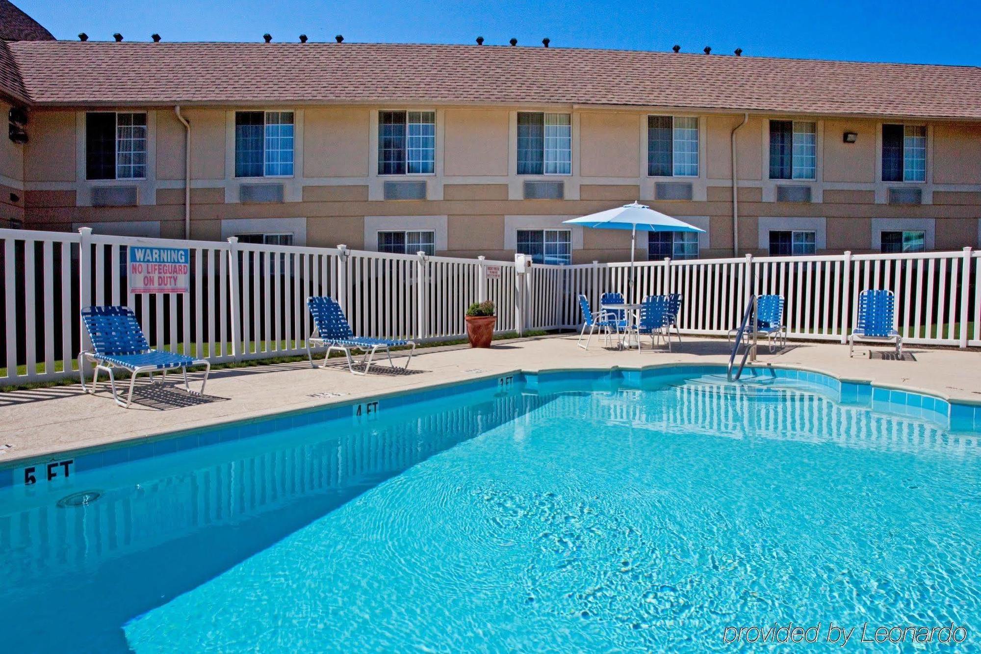Baymont Inn & Suites Braselton Facilidades foto
